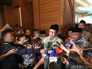 Jamaah Haji Kini Bisa Urus Imigrasi Saudi Sejak di Embarkasi