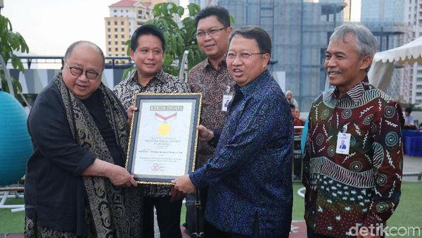 Rekor Gerai Pemasaran