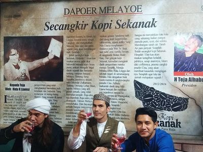 10 Gaya Atalarik Syach Saat Panen Rambutan dan Ngopi Bareng Vonny Cornelia