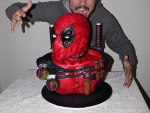 Gemasnya 10 Kue Serba Merah dan Hitam Bertema Deadpool!