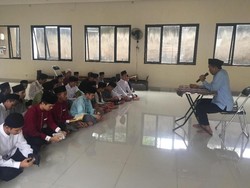 Nikmatnya Berbagi dengan 300.000 Penghafal Alquran di Bulan Ramadan