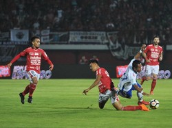 Persib Berimbang dengan Bali United, Sriwijaya FC Kalah dari Perseru