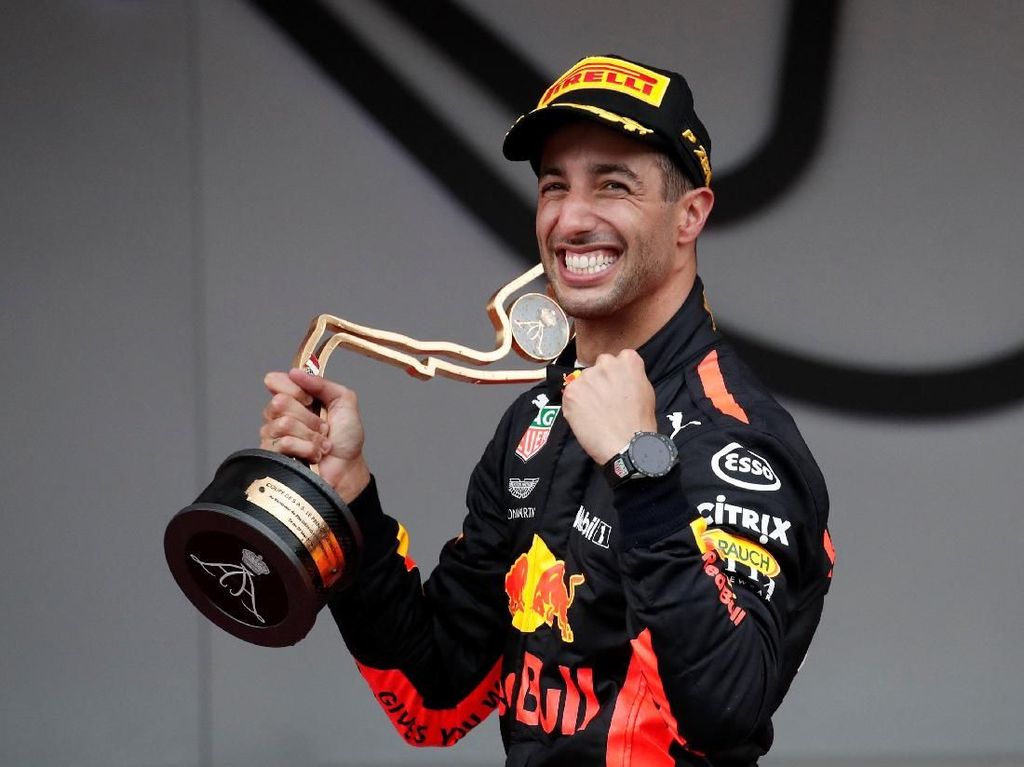 Kalahkan Vettel, Ricciardo Menang di Monako