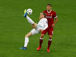 Gareth Bale si pahlawan kemenangan Real Madrid pada partai final Liga Champions 2018 pun dispekulasikan masa depannya. Ia ingin main lebih reguler dan salah satu klub yang dikaitkan dengannya. (Foto: Phil Noble/Reuters)