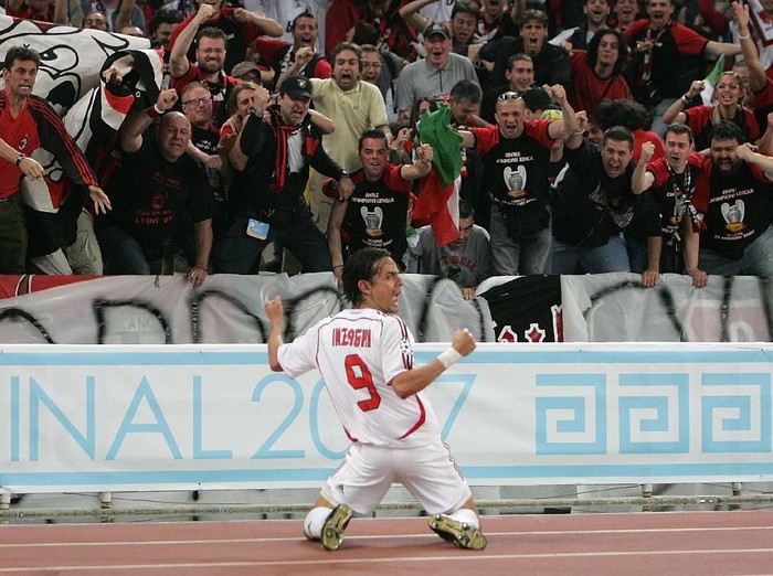 ATHENS, GREECE - MAY 23:  Filippo Inzaghi (#9) of Milan celebrates in front of the fans after scoring the opening goal during the UEFA Champions League Final match between Liverpool and AC Milan at the Olympic Stadium on May 23, 2007 in Athens, Greece.  (Photo by Laurence Griffiths/Getty Images)