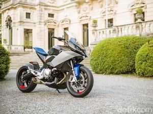 Gagahnya Motor Touring Masa Depan BMW Gagahnya Motor Touring Masa Depan BMW