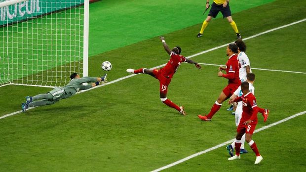 Sadio Mane mencetak gol penyeimbang Liverpool melawan Real Madrid.