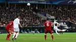 Foto: Lihat Lagi Gol Salto Gareth Bale dari Beberapa Sudut