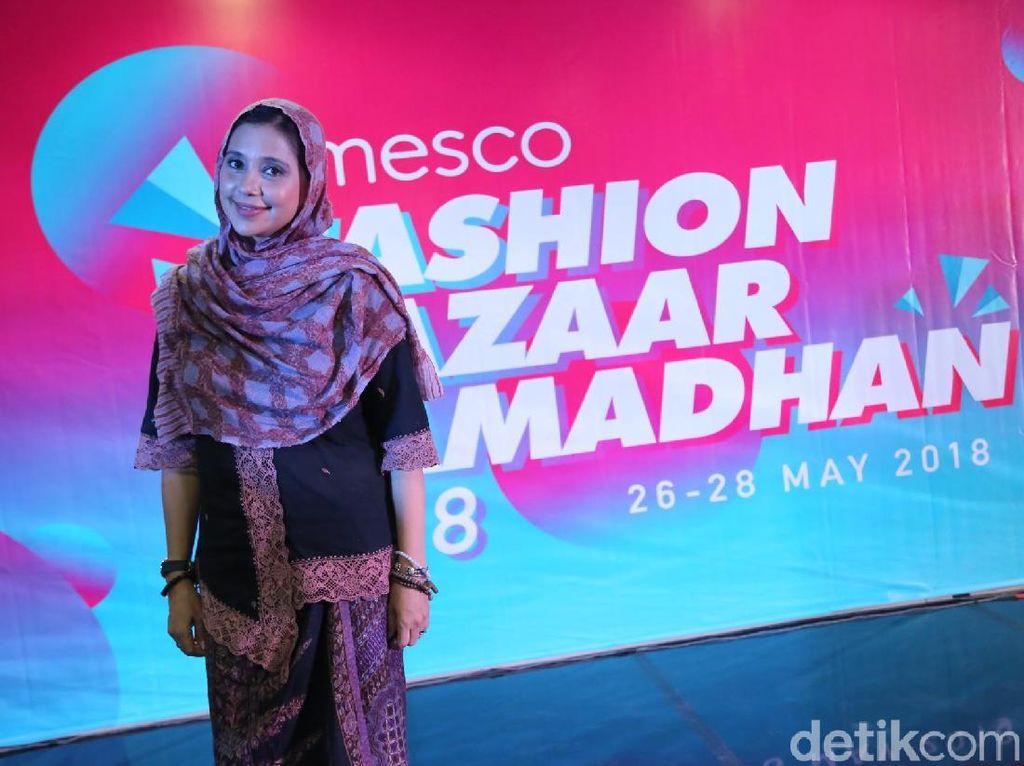 Ayu Azhari Akan Promosikan Tempe hingga Tari Tradisional di London Ayu Azhari Akan Promosikan Tempe hingga Tari Tradisional di London