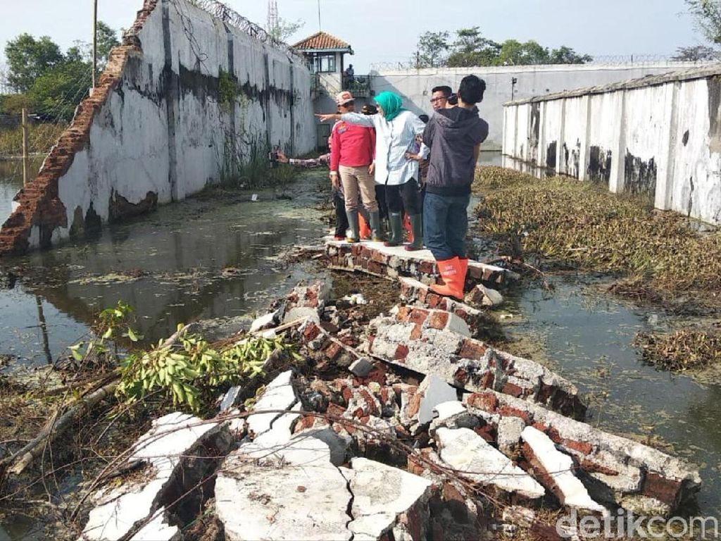 Dirjen PAS: Lapas Pekalongan Sudah Tidak Laik Huni Dirjen PAS: Lapas Pekalongan Sudah Tidak Laik Huni