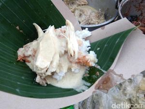 Uenak Sedep! Berbuka Puasa dengan Sego Penek Khas Purworejo Uenak Sedep! Berbuka Puasa dengan Sego Penek Khas Purworejo