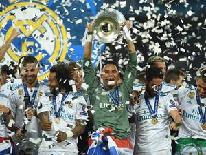 Trofi Liga Champions Penanda 100 Kemenangan Navas Bersama Madrid Trofi Liga Champions Penanda 100 Kemenangan Navas Bersama Madrid