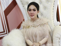 Ini Harga Piring dan Teko Hermes Milik Syahrini yang Bikin Kaget!