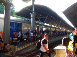 Tiket Kereta Ekonomi dari Bandung H-10 hingga H+10 Ludes Terjual