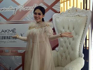 Syahrini Tak Suka Pakai Bedak, Ini Triknya Agar Wajah Tetap Memesona