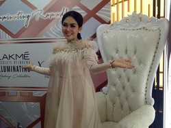 Syahrini Tak Suka Pakai Bedak, Ini Triknya Agar Wajah Tetap Memesona