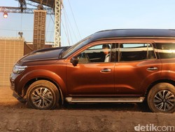 Ini Strategi Nissan Agar Terra Bisa Asapi Fortuner dan Pajero Sport