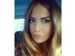 Emma bukan wanita yang gemar dengan sosial media. Dia tak mempunyai akun instagram ataupun twitter. (Istimewa)