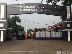 Sidak Gudang Kemendagri, Komisi II DPR: Ada 805 Ribu e-KTP Rusak