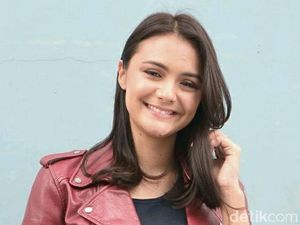 Tampil dengan Rambut Baru, Amanda Rawles Makin Cantik