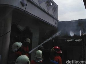 Kompor Meledak, 7 Rumah di Pandegiling Terbakar
