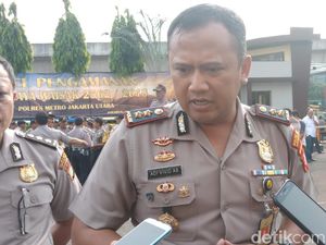 Wakapolres Jakut AKBP Adi Vivid Bachtiar Dipromosikan Jadi Ajudan Presiden Wakapolres Jakut AKBP Adi Vivid Bachtiar Dipromosikan Jadi Ajudan Presiden