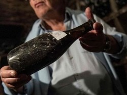 Minuman Anggur Peninggalan Masa Raja Louis XVI Laku Rp 1,7 M