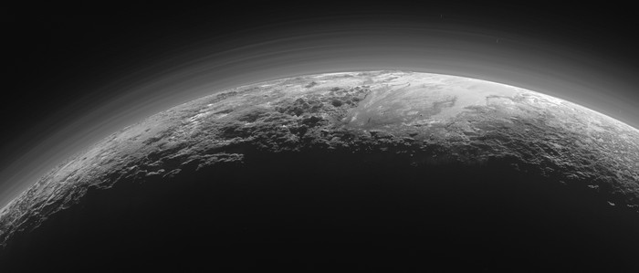 Potret Pluto, Mantan Planet yang Kini Cuma Komet Potret Pluto, Mantan Planet yang Kini Cuma Komet