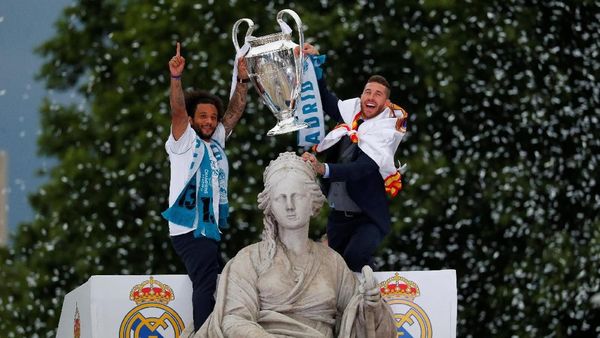 Parade La Decimotercera Real Madrid