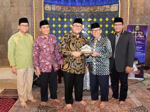 Aher Ungkap Rahasia Pemprov Jabar Raih 278 Penghargaan Aher Ungkap Rahasia Pemprov Jabar Raih 278 Penghargaan