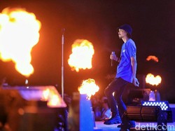 Lirik dan Chord Lagu Pemuja Rahasia dari Sheila on 7