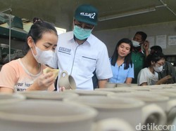 Ini Target Gus Ipul untuk Industri Keramik di Jawa Timur