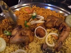 Alasan Ustaz Khalid Basalamah Buka Usaha Kuliner Khas Arab