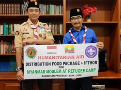 Pramuka Beri Bantuan untuk Pengungsi Rohingya