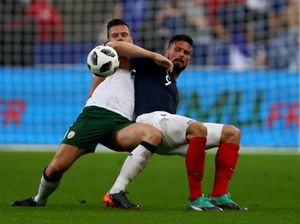 Prancis Taklukkan Republik Irlandia 2-0