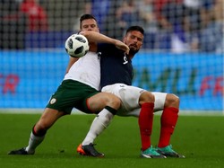 Prancis Taklukkan Republik Irlandia 2-0