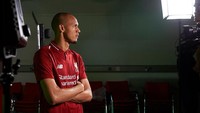 Liverpool mengontrak Fabinho dengan durasi jangka panjang. Media-media internasional menaksir pemain berusia 24 tahun itu ditebus sebesar 33 juta pound sterling. (Foto: Twitter @LFC)