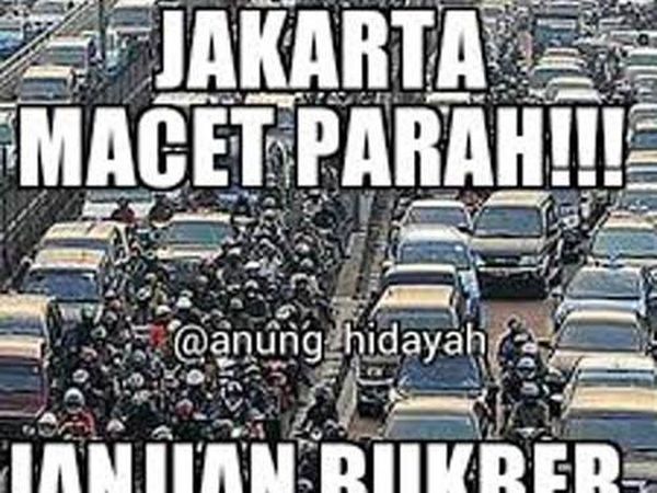 Meme Kocak Bukber yang Cuma Berujung Wacana