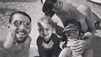 Boomer dan Beckett, si Ganteng Jagoan Ciliknya Michael Phelps