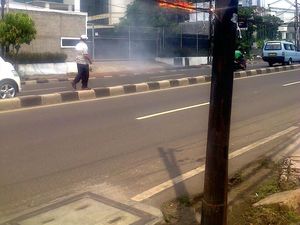 Kabel Optik Terbakar, Warga Petamburan Kaget