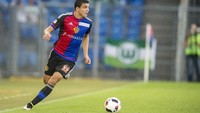 Penyerang sayap FC Basel Mohamed Elyounoussi musim ini sudah menciptakan 12 peluang on target, 7 melenceng, 3 diblok, dan sekali membentur mistar dari delapan pertandingan. (Foto: Alexander Scheuber/Getty Images)