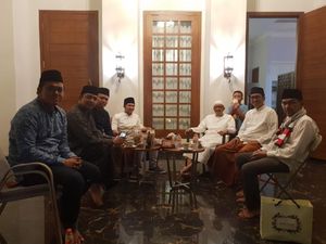 Datang ke Probolingo, Ini yang Dilakukan Emil Datang ke Probolingo, Ini yang Dilakukan Emil
