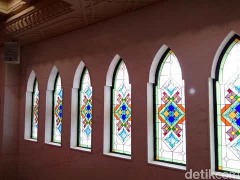 Melihat Desain Masjid Megah yang Dibangun Suciati di Sleman