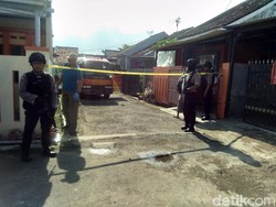Densus Tangkap Terduga Teroris di Bengkel Las Tasikmalaya