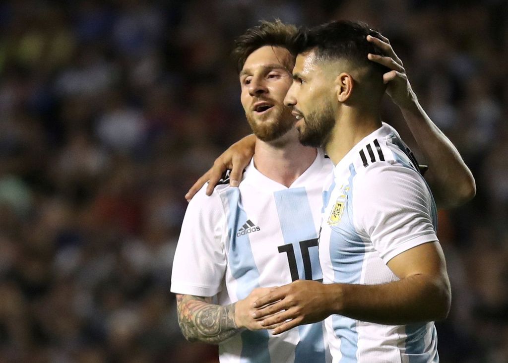Soccer Football - International Friendly - Argentina vs Haiti - La Bombonera, Buenos Aires, Argentina - May 29, 2018   Argentina's Sergio Aguero celebrates scoring their fourth goal with Lionel Messi   REUTERS/Marcos Brindicci