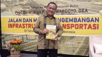 Guru Besar UI Luncurkan Buku Soal Transportasi