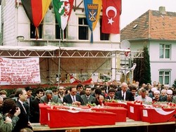 Xenofobia dan Serangan Rasis di Solingen 25 Tahun Lalu