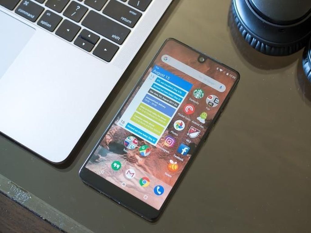 Ponsel Tak Laku, Essential Belum Mau Menyerah Ponsel Tak Laku, Essential Belum Mau Menyerah