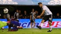 Sergio Aguero juga masuk salah satu calon peraih sepatu emas Piala Dunia 2018. Dia adalah topskorer Manchester City musim ini dengan lebih dari 30 gol. (Agustin Marcarian/Reuters)