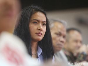 Lola Amaria Bangga Film Lima Masih Diminati Ribuan Orang Lola Amaria Bangga Film Lima Masih Diminati Ribuan Orang
